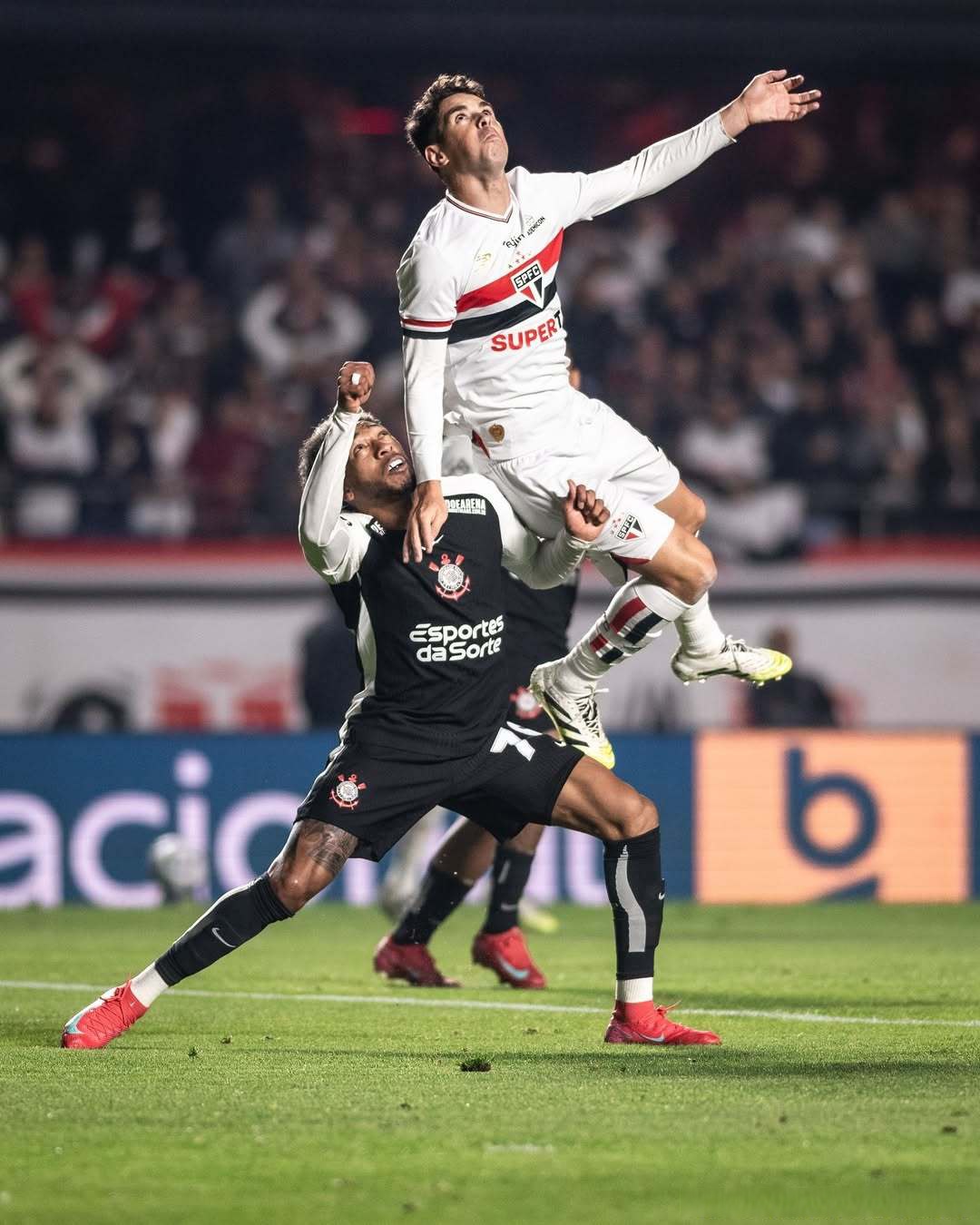 开云中国-姆巴佩在G2比赛中险胜马德里竞技围绕NBA季后赛伤情更新，连对手都承认：拜仁慕尼黑赛后临场应变的简单介绍